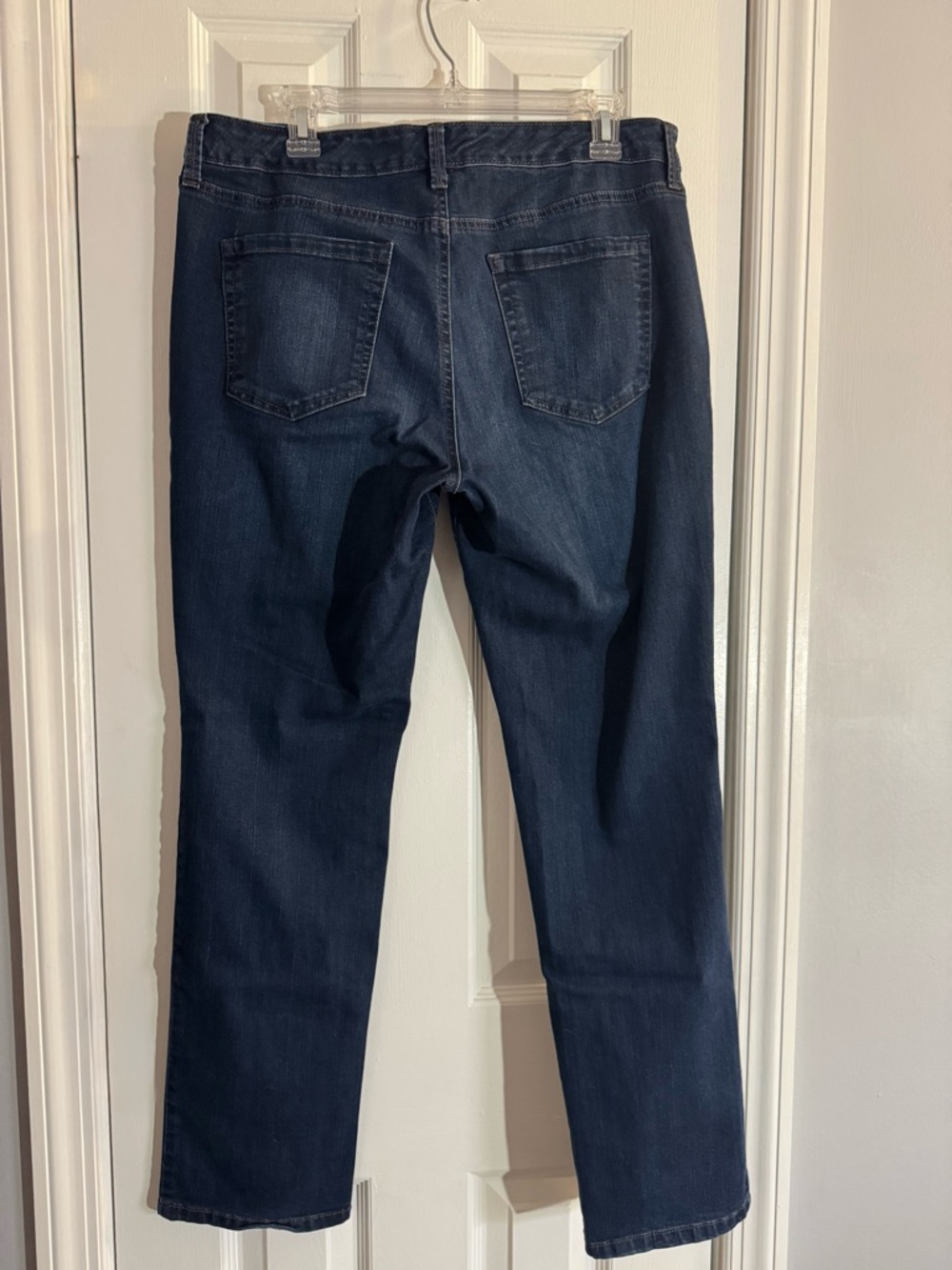 Macy’s Charter Club Lexington Straight Dark Wash Straight Leg Jeans Size 14 - Picture 4 of 10